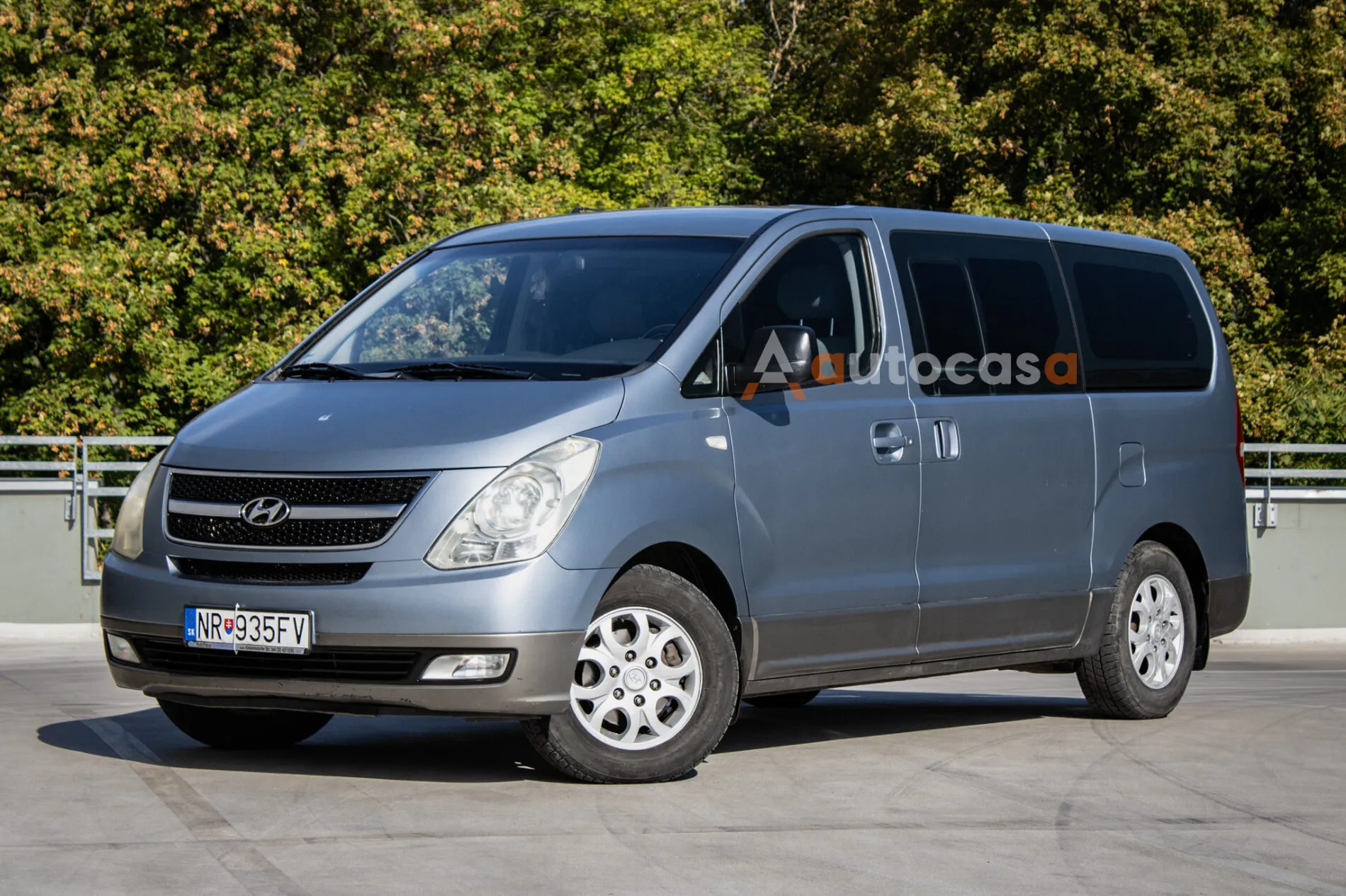 Hyundai H-1