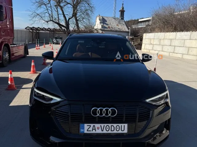 Audi e-tron