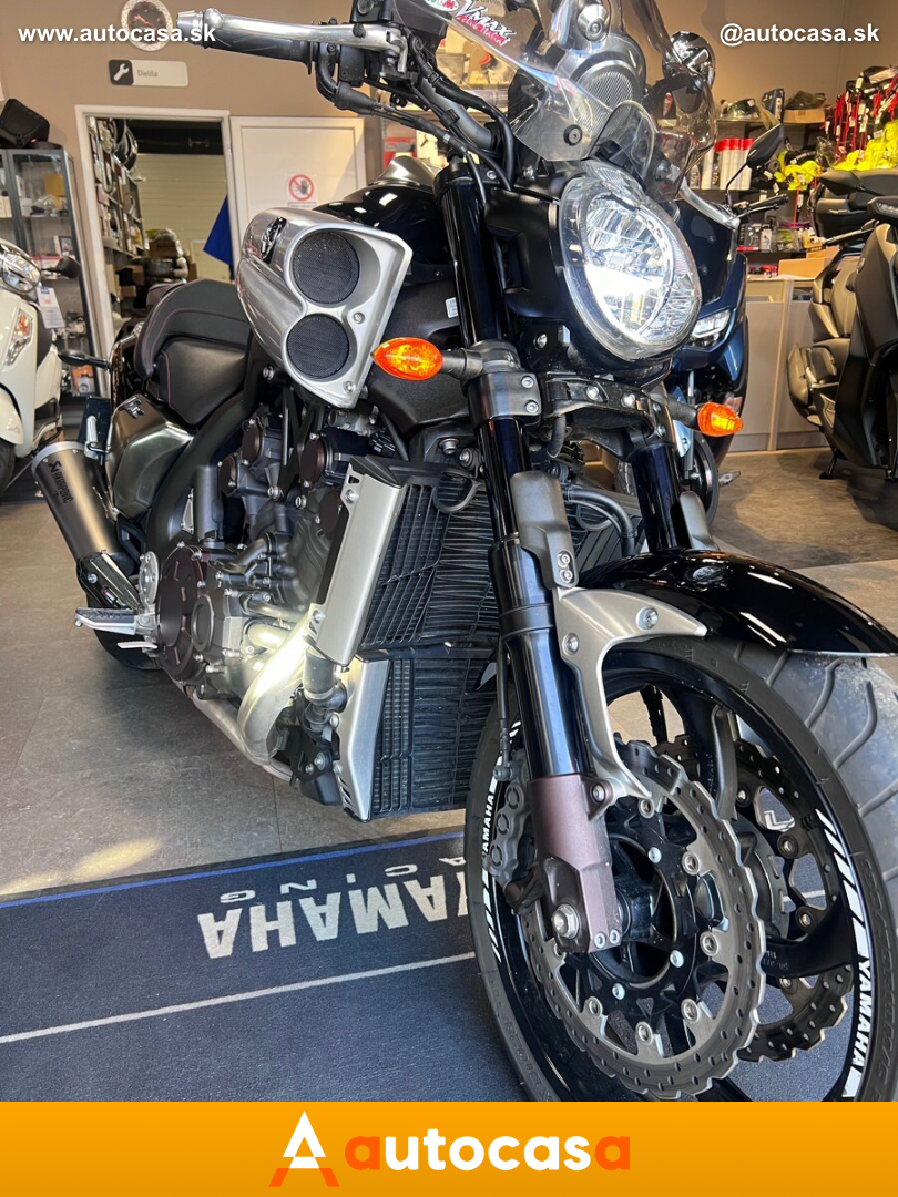 Yamaha V-MAX 1700