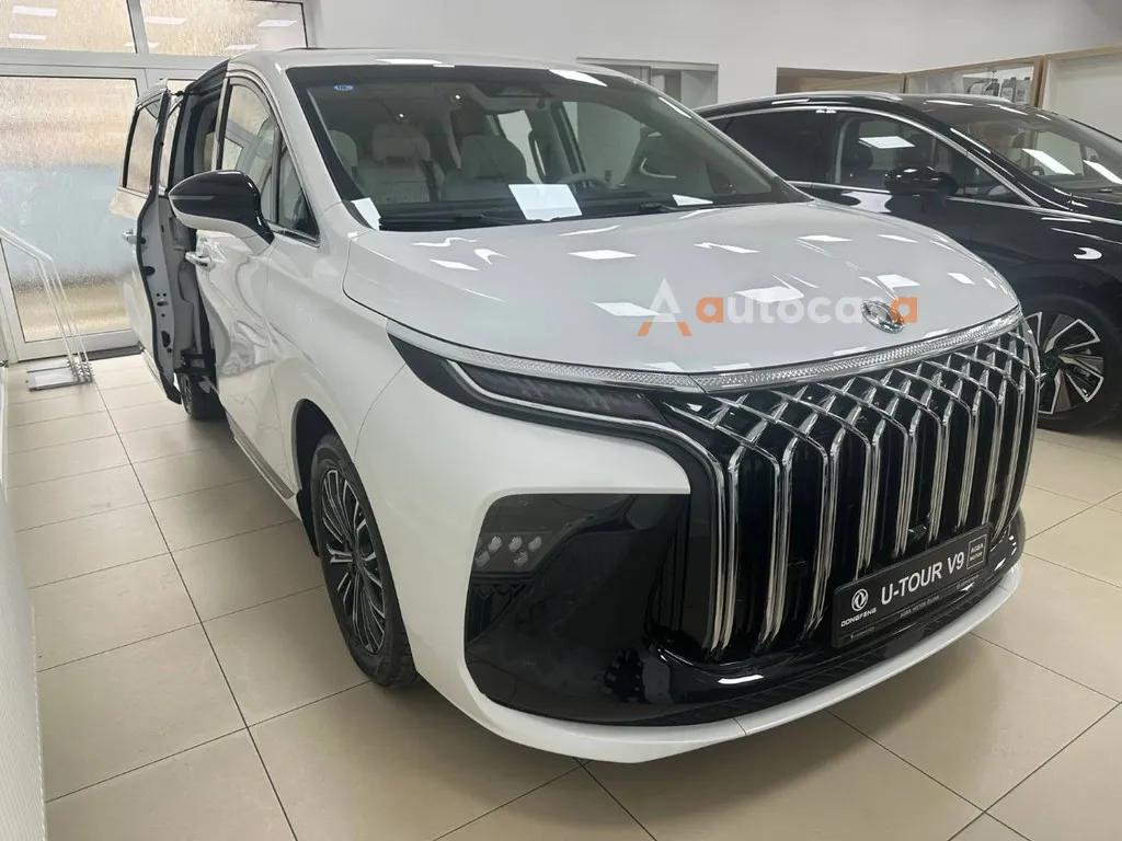 DongFeng U-TOUR V9